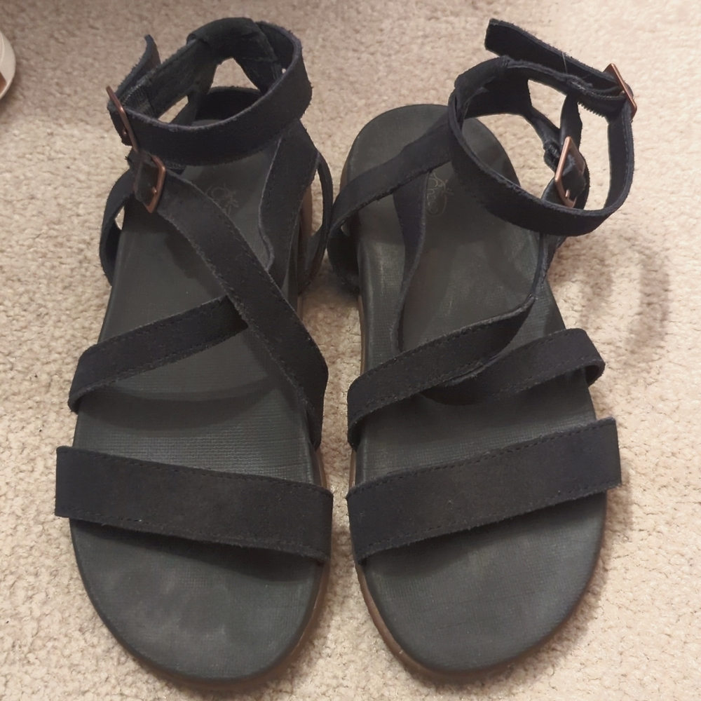 Chacos W Rose Sandal (black, size 6 / EUR 37)